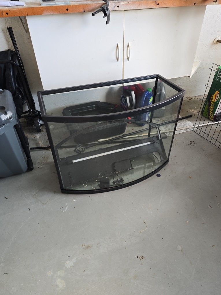 39 Gallon Fish Tank Bow Front