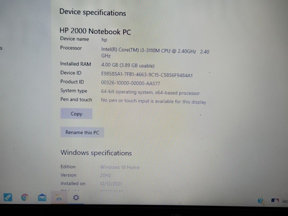 HP 2000 Notebook Laptop With Carrying Case And Cooling Fan