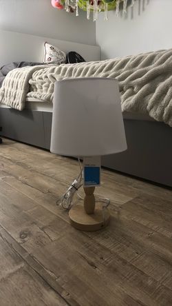 Room Essentials Table Lamp