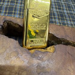 Welcome Las Vegas Gold Colored Lighter