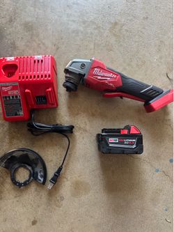 Milwaukee m18 fuel grinder with battery and charger