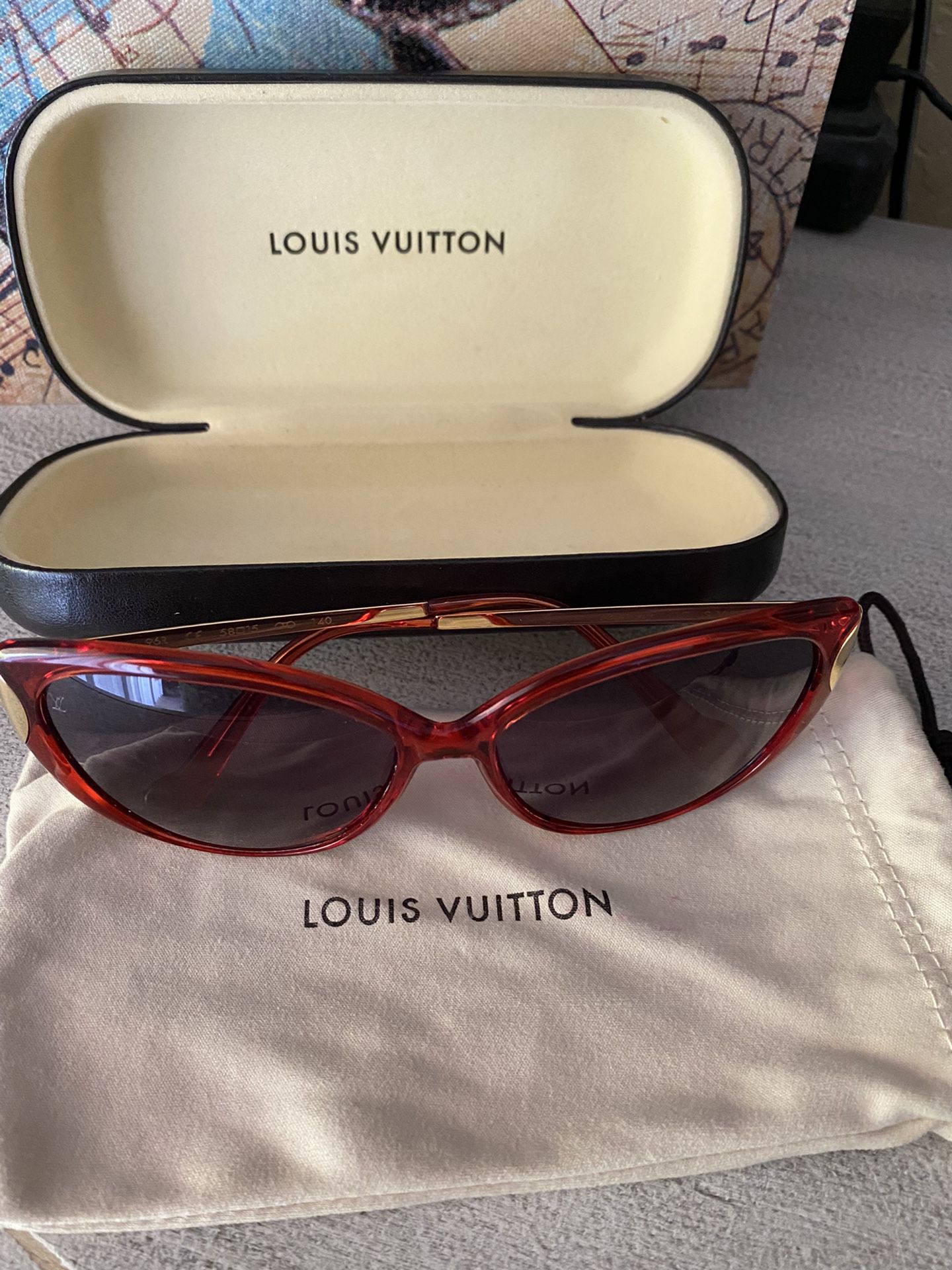 Louis Vuitton Sun Glasess 