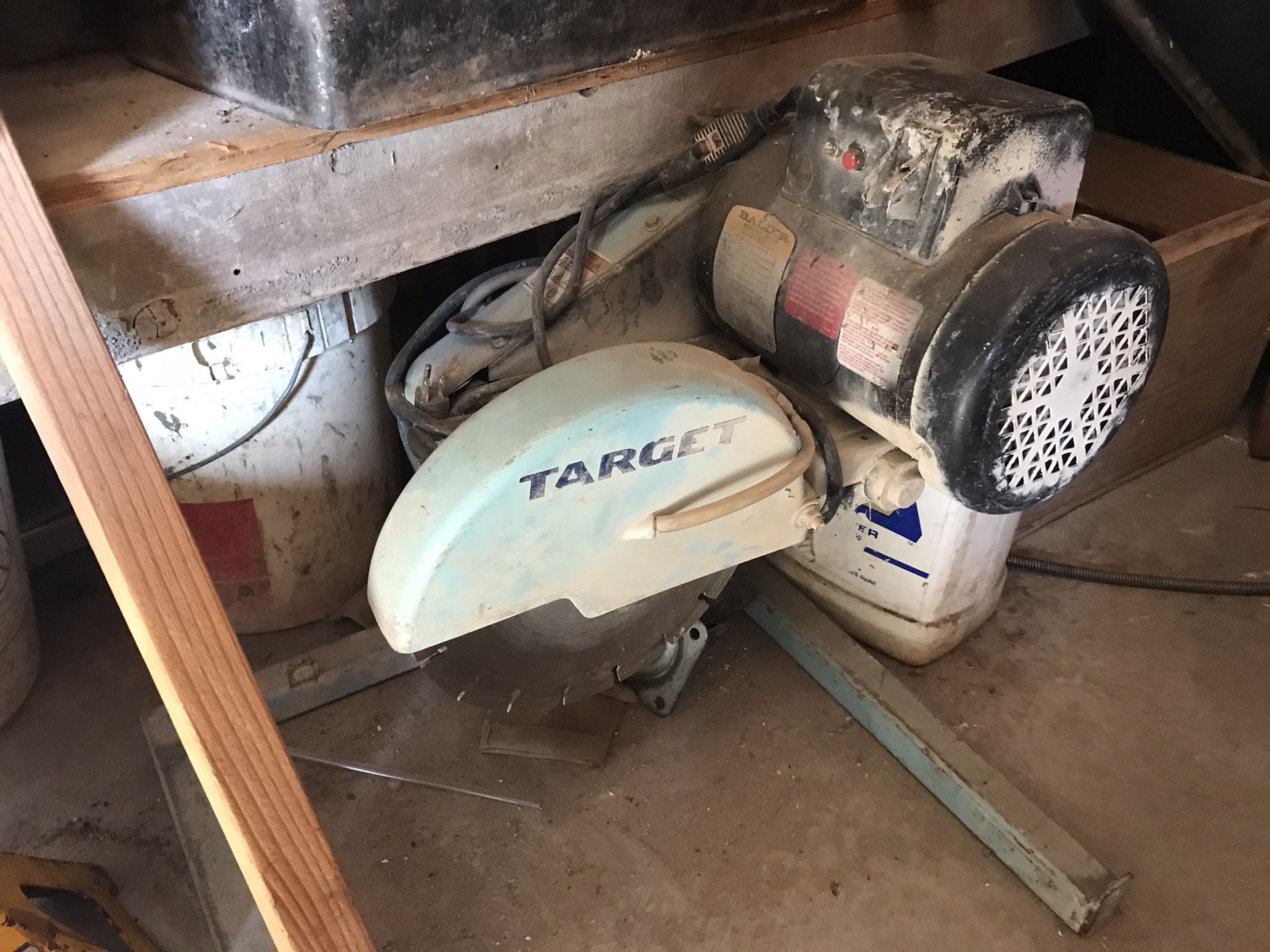 Cortadora de tile target es comercial