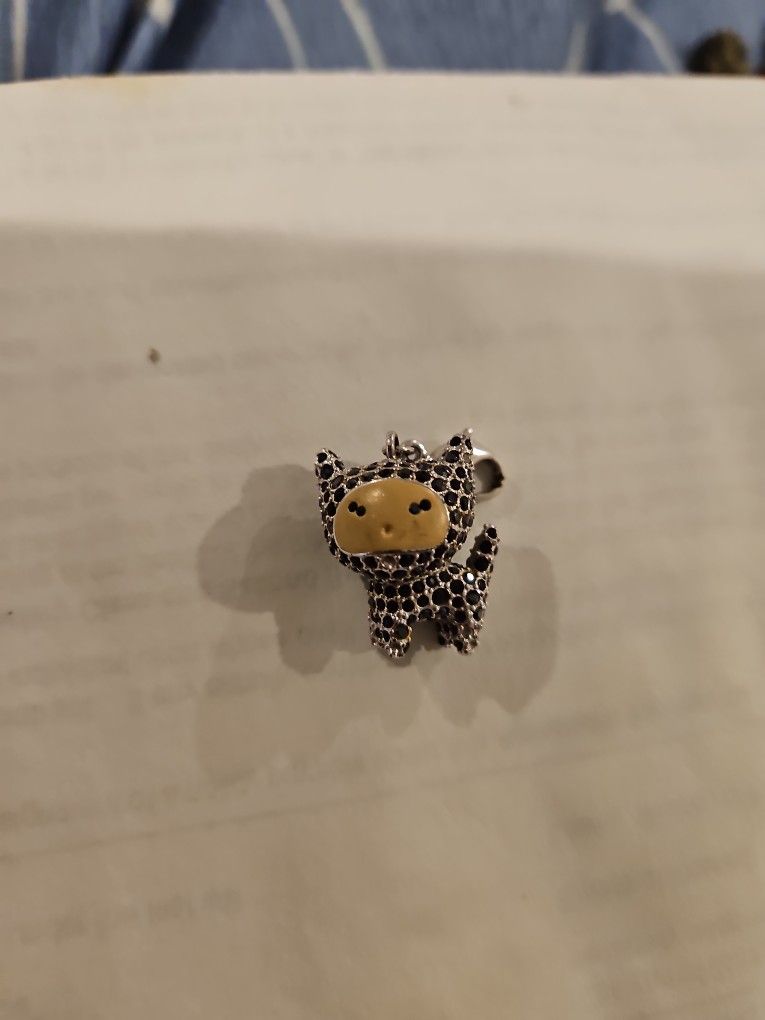 Saswaski Blue Crystal Cat Charm