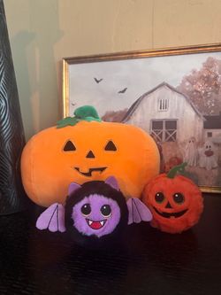 Halloween Plush Toy Bundle $23 FIRM