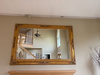Wall mirror