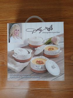 Dolly Parton Speckled Stoneware Casserole Dish Set of 4