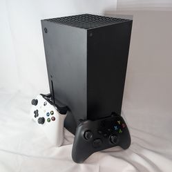 XBOX Series X (Excellent Condition)