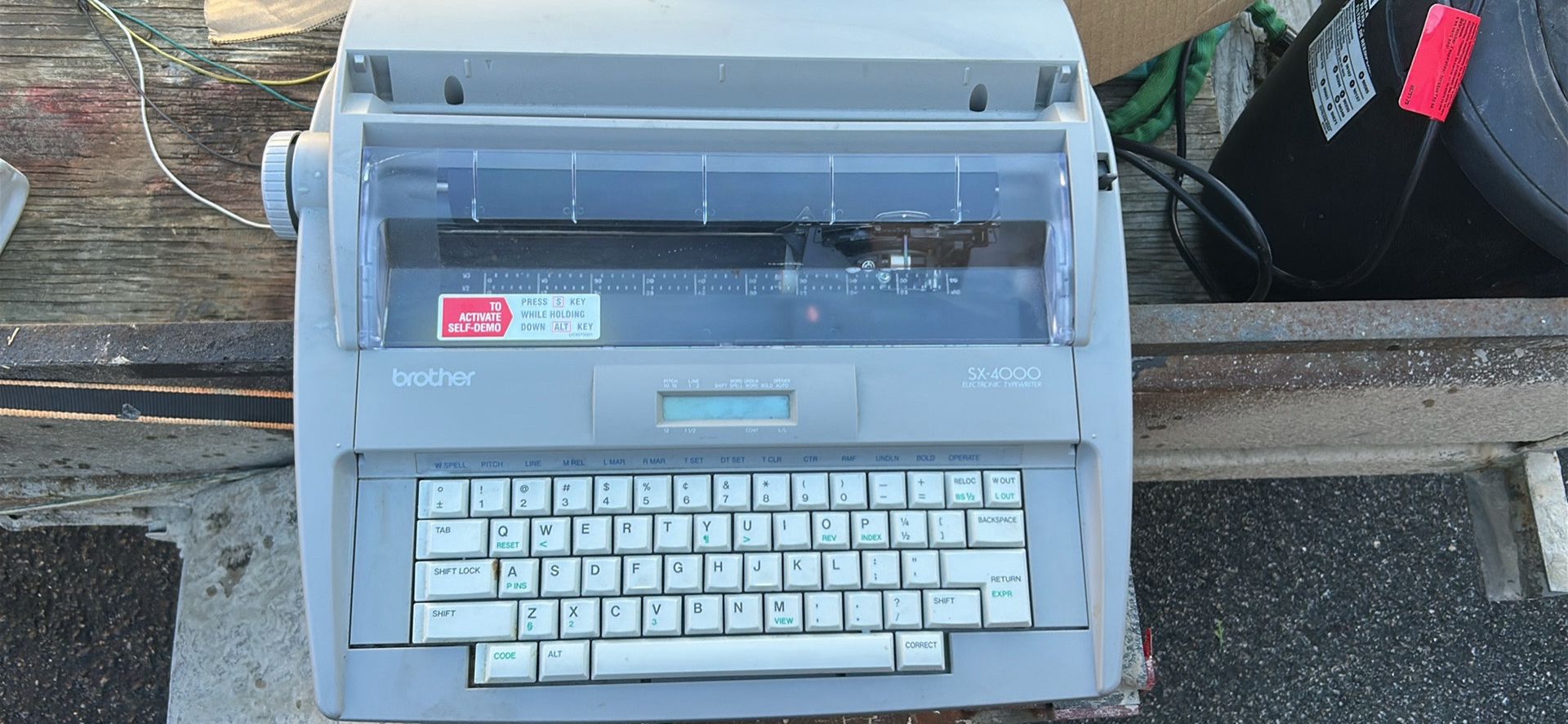 Brother Sx-4000 Electric Typewriter