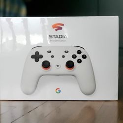 2 brand new Google Stadia Controllers with Chromecast