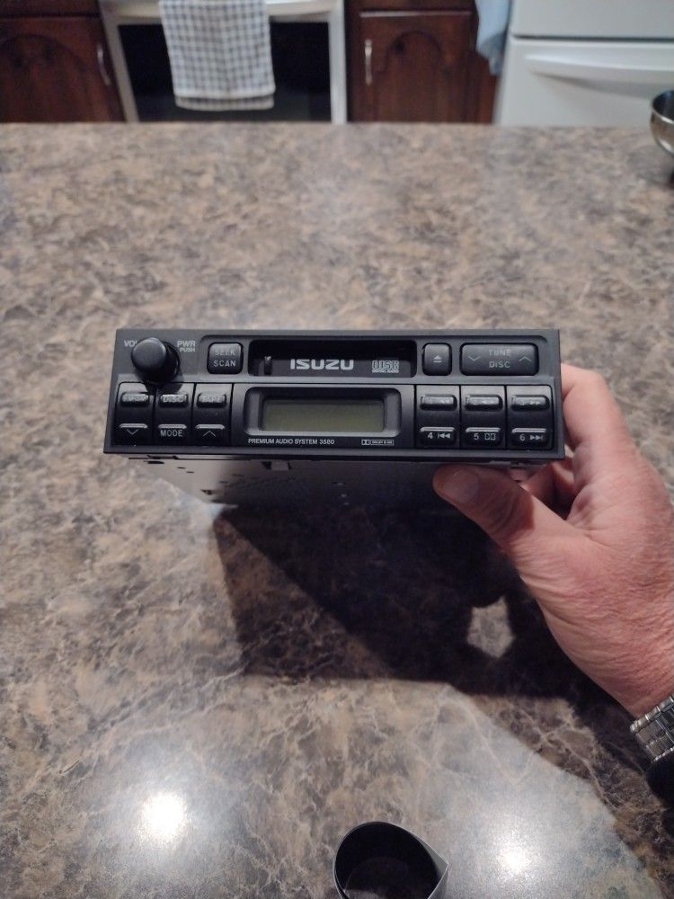 Car Stereo Receiver/Cassette Player