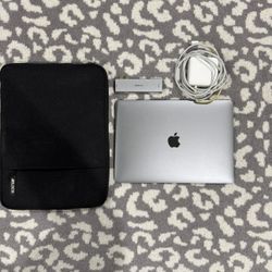 2017 MacBook Pro, 13 Inch FULL SET