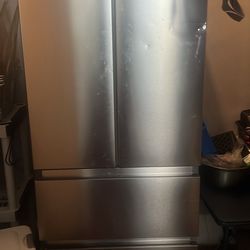 Refrigerator For Sale 