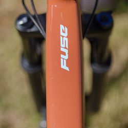 2024 Specialized Fuse Sport 27.5 Large