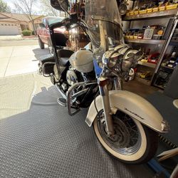 Harley Davidson Road King Classic