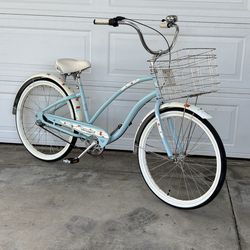 Beautiful Vintage Style Electra 3 Speed GiGi Beach Cruiser Bike