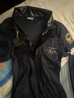 Women’s cop costume
