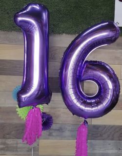 Large foil number balloons 40” 10 dlls each with helium