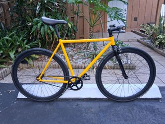 Pure Fix Cycles Fixed Gear / Fixie / Single Speed Bike / Bicycle