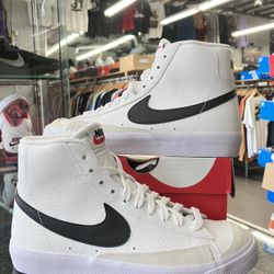 Women’s Nike Blazer Mid 77 White Black