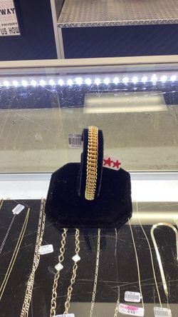Gold bracelet