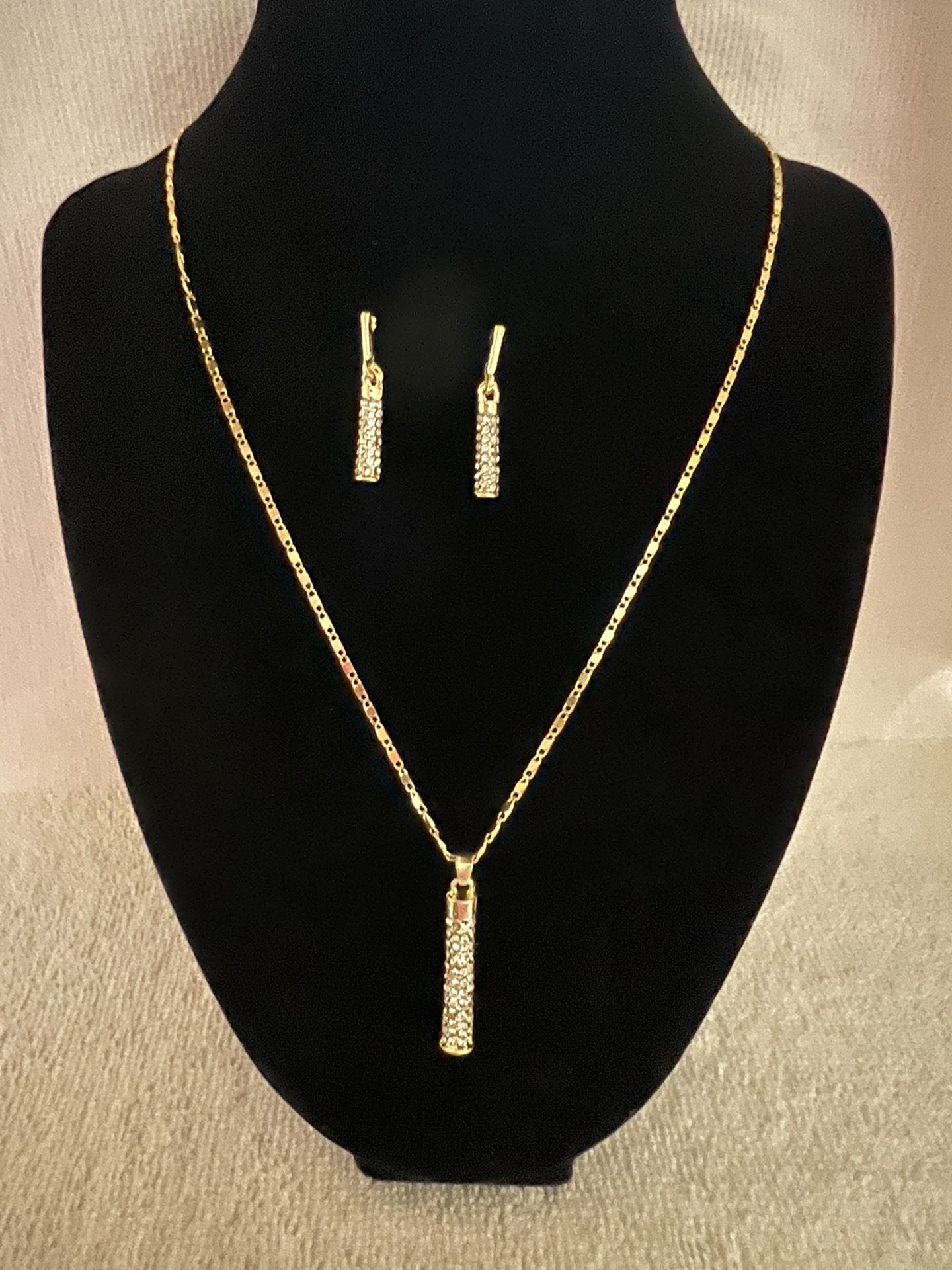 Fashion Jewelry … Various!!! Inbox for Prices ❤️