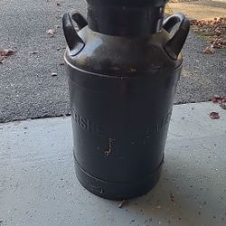 Vintage Milk Can Hershey Estates Dairy