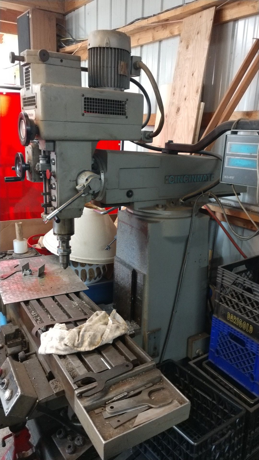 Cincinnati toolmaster milling machine