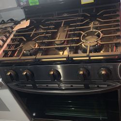 LG LRGLD 5.8 cu. ft. Smart True Convection InstaView Gas Range 76GY