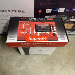 Supreme Akai