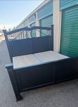CAL KING BED FRAME WITH BOX SPRING
