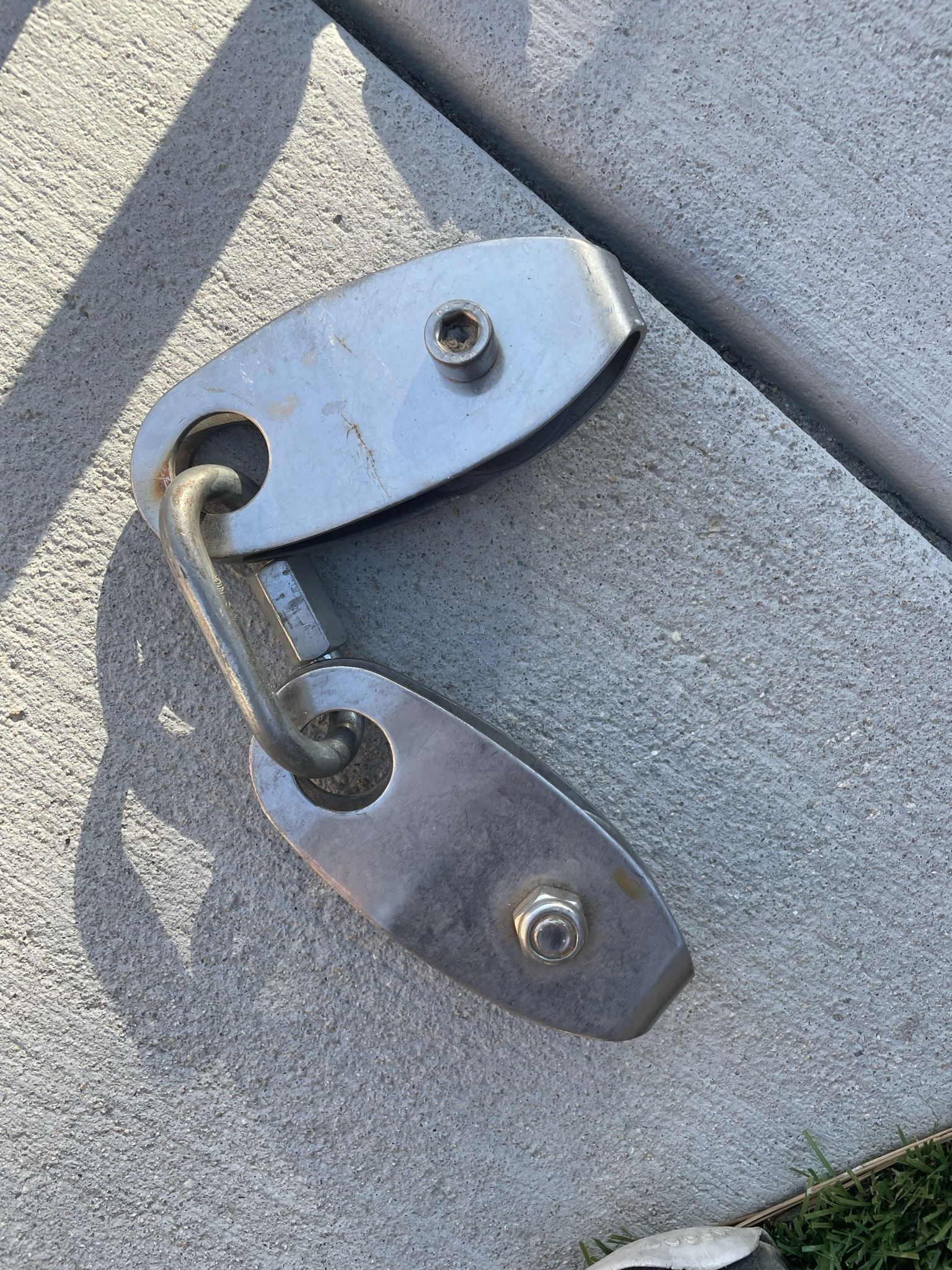 Pullys And Locking Carabiners