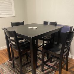 Black Wooden Table With Chairs