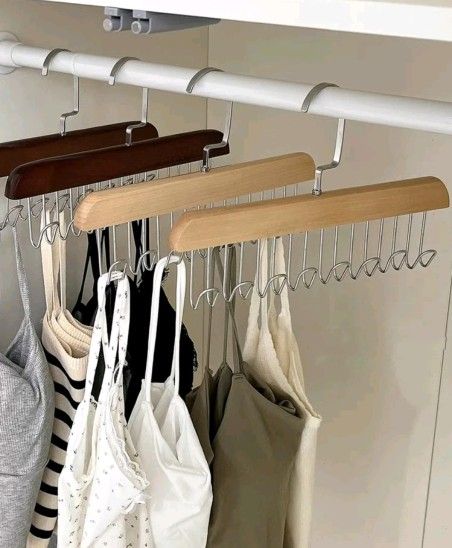 MULTIFUNCTIONAL STRAP HANGER 1PC