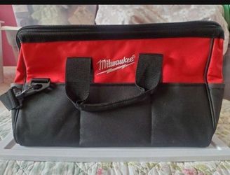 Milwaukee Contractor Bag