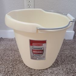 Heavy-duty Bucket