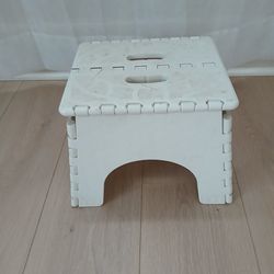 White Folding Portable Step Ladder