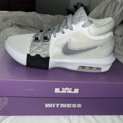 Nike LEBRON WITNESS VIII