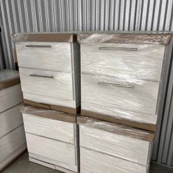 2 Nightstands ⚜️ 2 Mesitas de Noche 🚚