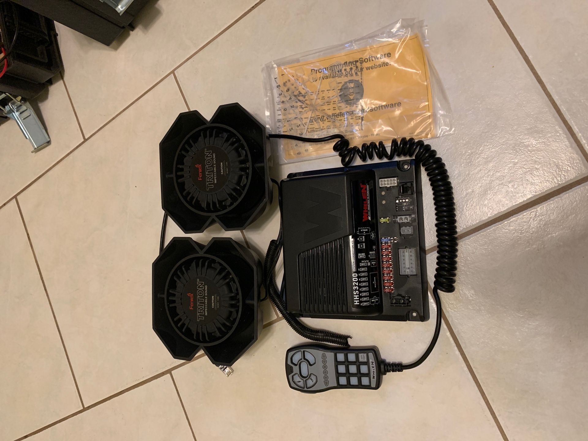 Whelen HHS 3200 200 Watt Police Siren