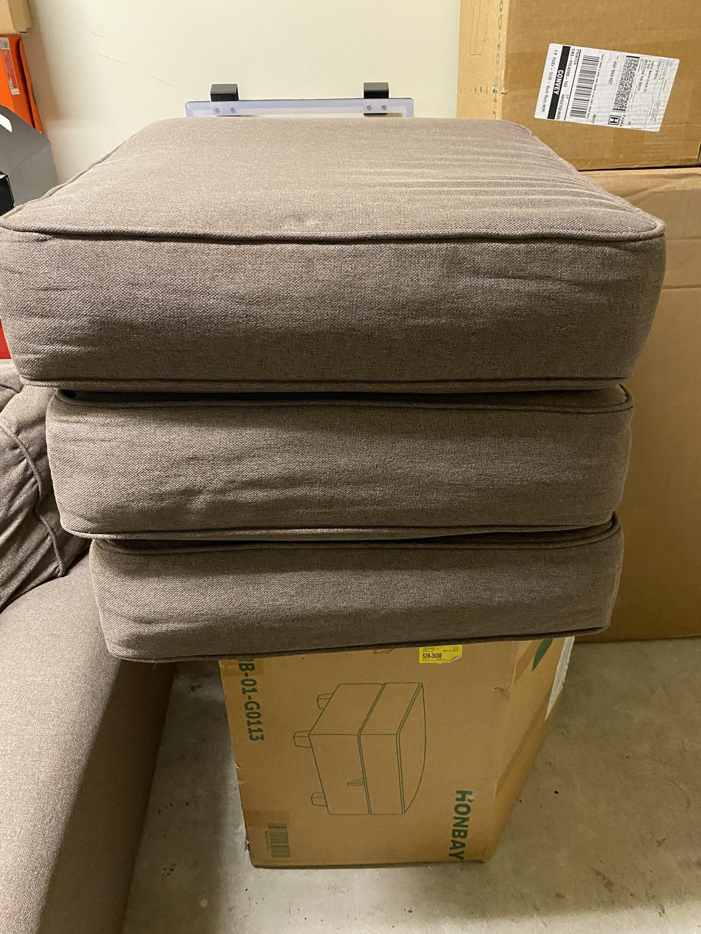 3 Couch Cushionst