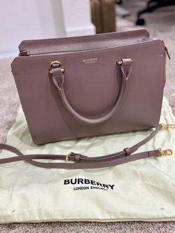 Burberry purse