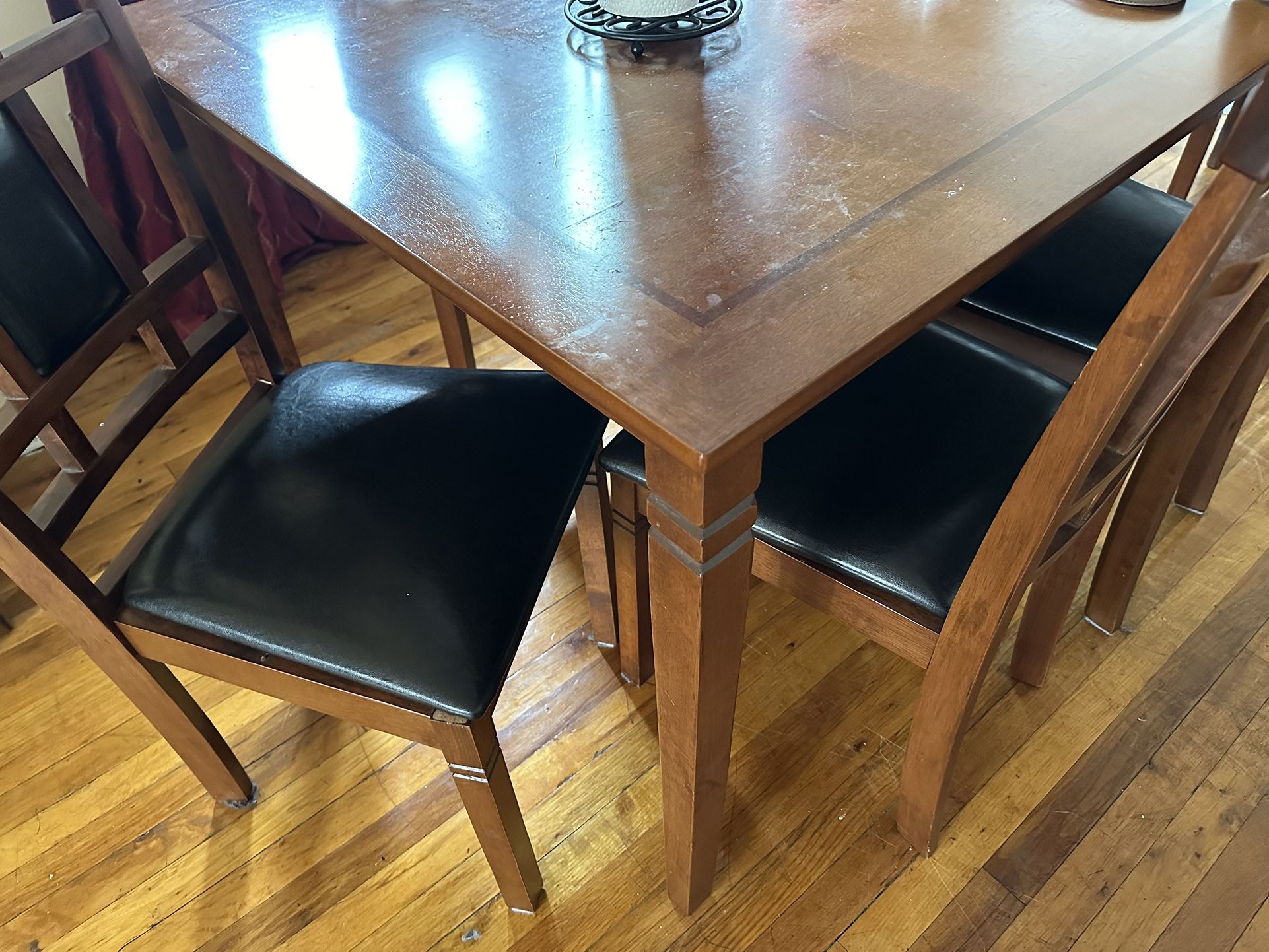 Dining Set of 4