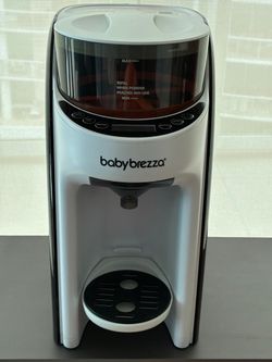 Baby Brezza Formula Pro Advanced Dispenser + Bottle Maker