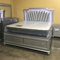 Brand New Queen Size Bedroom Set$1799.financing Available No Credit Needed 