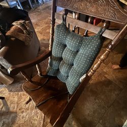 Wood Rocking Chair 