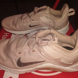 Women's Nike Legend Essential Trainers