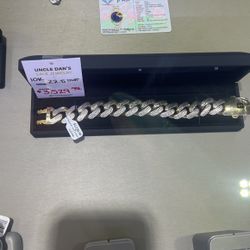 10k 22.8dwt Bracelet 
