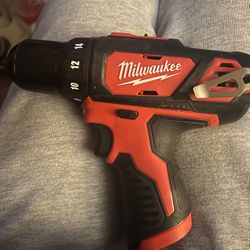 Milwaukee M12 3/8" Drill/Driver New Never Used