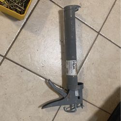 30 Ounce Caulking Gun